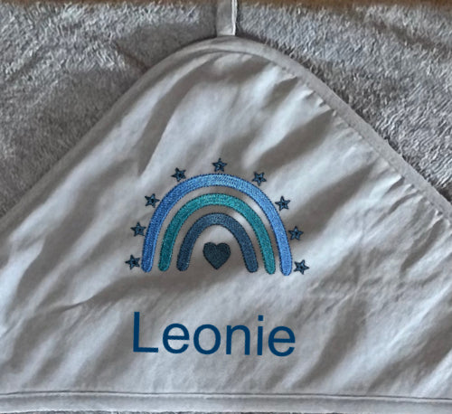 Baby-Handtuch Regenbogen blau (personalisiert)