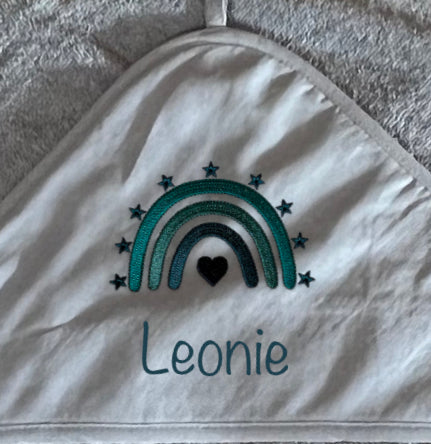 Baby-Handtuch Regenbogen türkis (personalisiert)