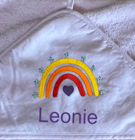 Baby-Handtuch Regenbogen bunt (personalisiert)