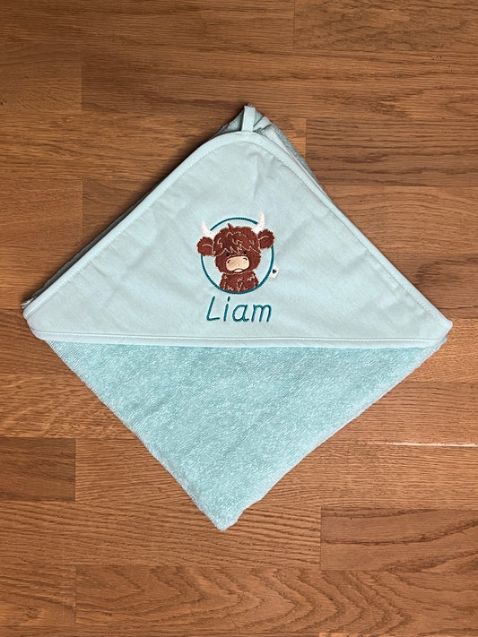 Baby-Handtuch Hochland-Rind (personalisiert)