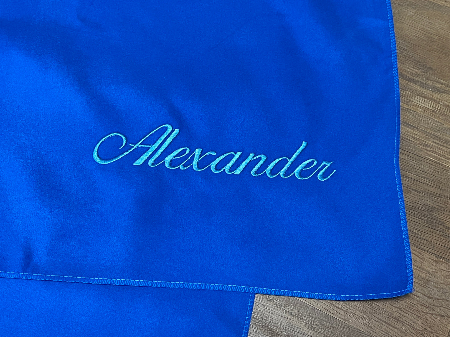 Microfaser-Handtuch blau (personalisiert)